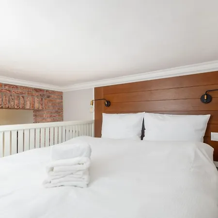 Apartamento Loft With Mezzanine Breslavia
